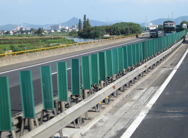 興安盟高速公路防眩板